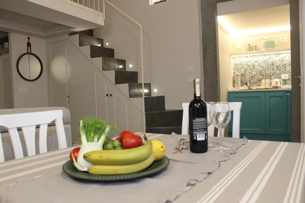 Art Apartment Santa Croce Suite Φλωρεντία Εξωτερικό φωτογραφία